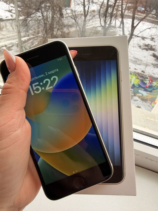 Iphone SE 2022 память 64, 3-е поколение, торг.