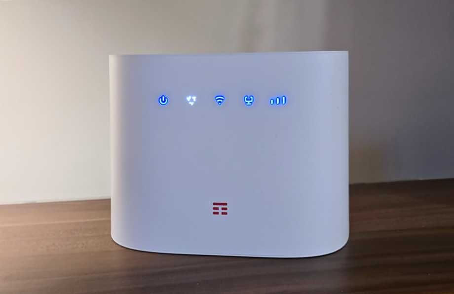 Router 4G+ TCL HH132V1 | Internet até 600mbps! Desbloqueado