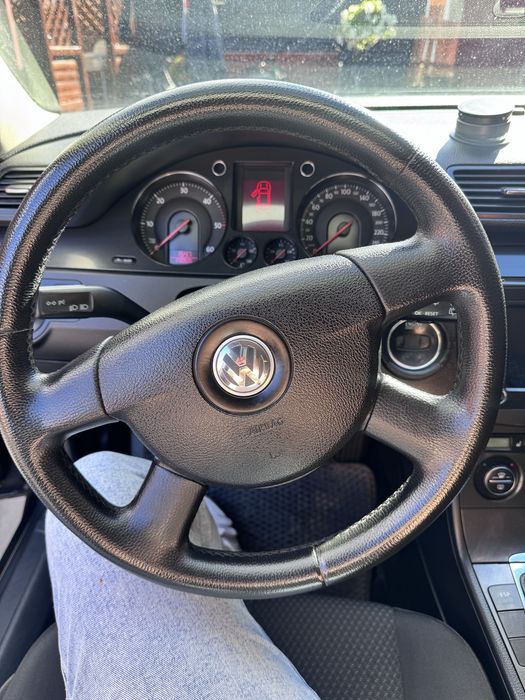 Продам автомобіль Volkswagen Passat B6 2006р