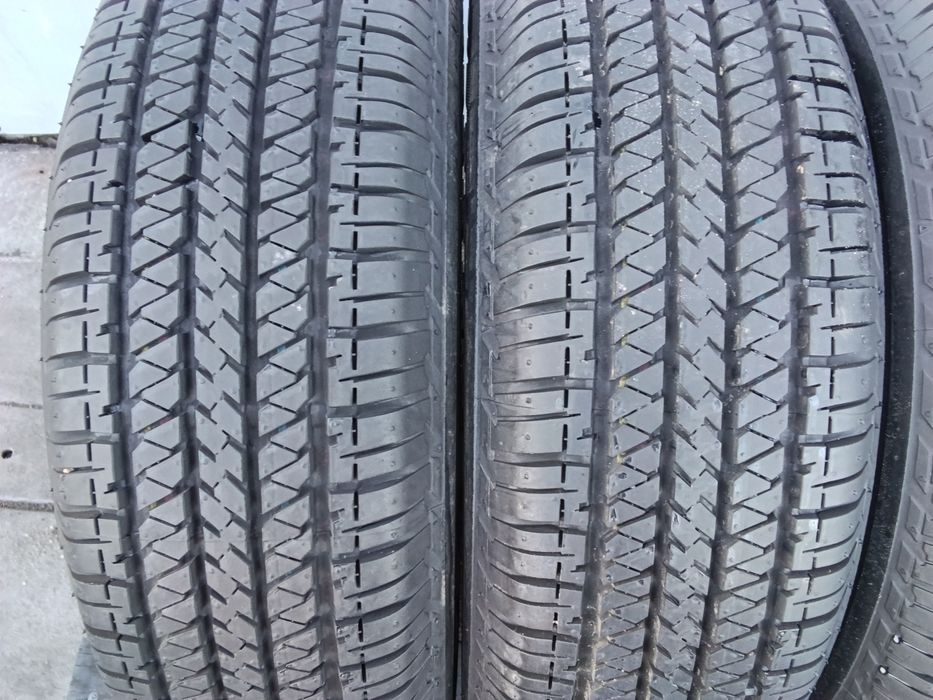 Продам шини 205/70R15