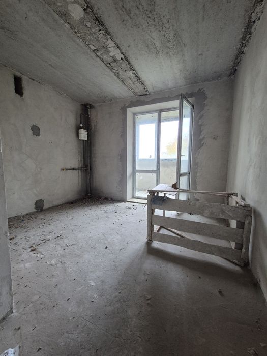 Двокімнатна квартира в зданому будинку!