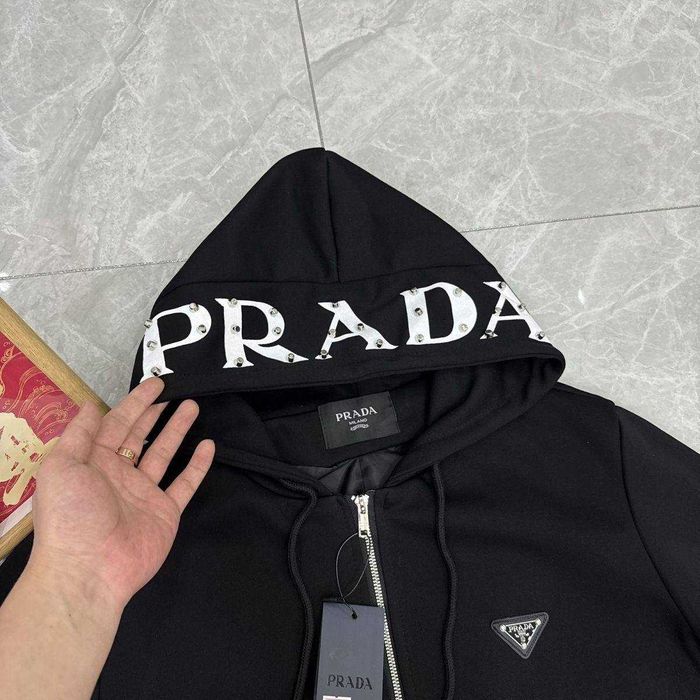 Зіпка Prada | Prada | Зипка Прада