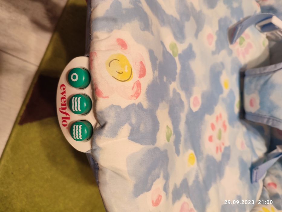 Sprzedam leżaczek dla niemowlaka