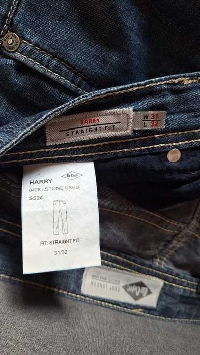 Spodnie jeansy Straight fit W31 L32 Lee Cooper