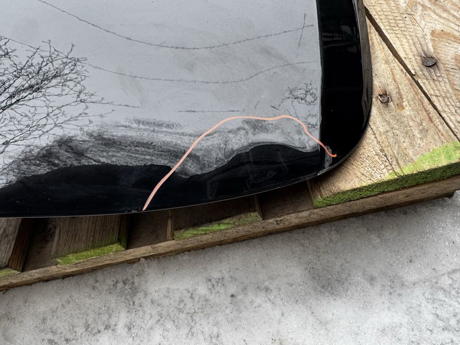 Кришка багажника Ляда Тесла Му Tesla model Y