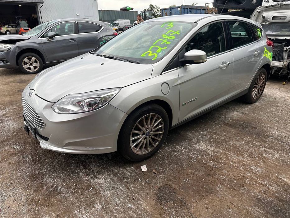 Розборка, Двері Ford Focus mk3 Electric / Форд Фокус  мк3, Колір - OB