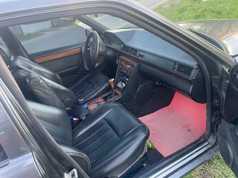Mercedes w124 2.5 d торг