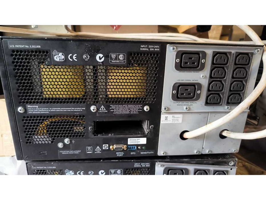 Бесперебійник APC Smart-UPS 5000 (SUA5000RMI5U)