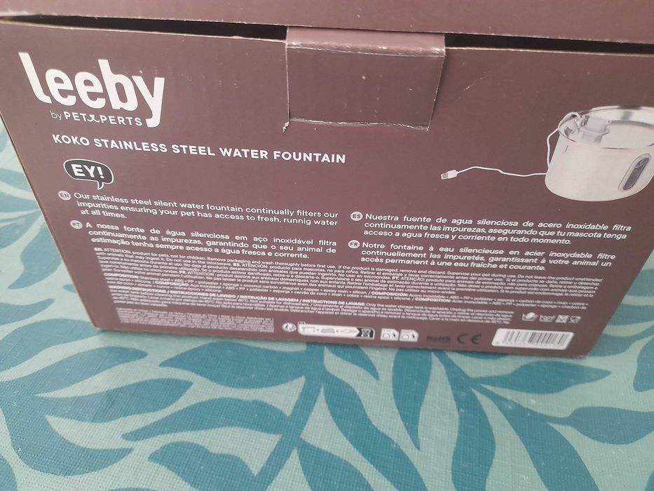 Bebedouro elétrico para gato