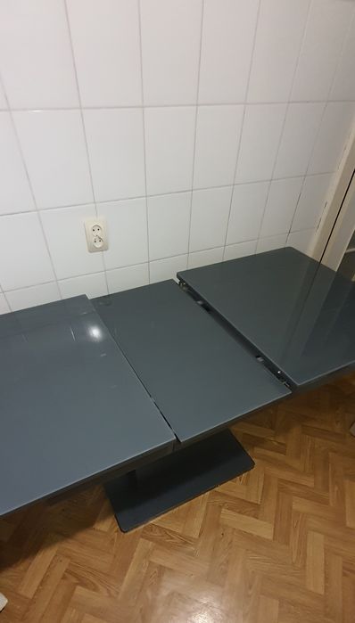 Стол стеклянный обеденный