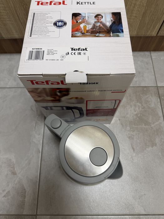 Електрочайник TEFAL