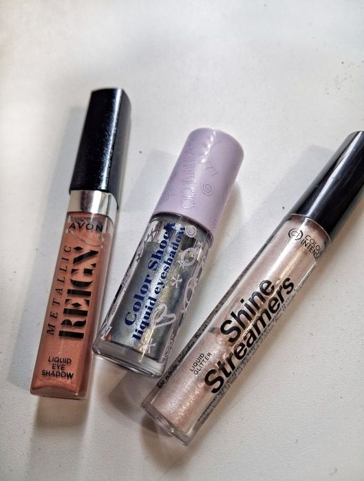 Рідкі тіні для повік Avon, Glam Be, CI