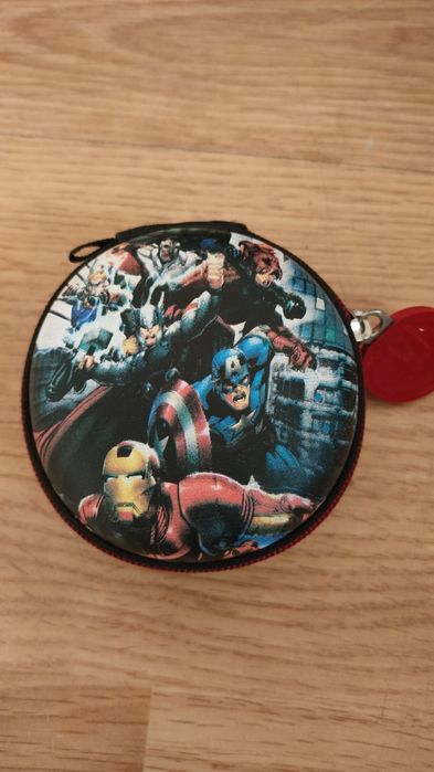Etui Marvel Avengers Assemble | Futerał na słuchawki / drobiazgi