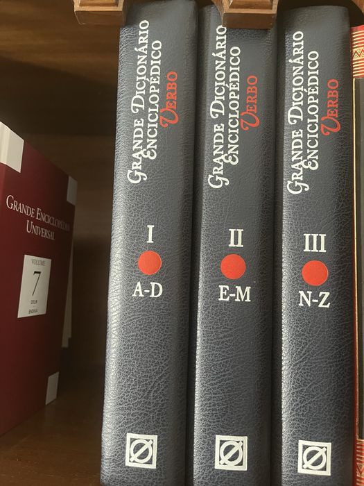 Grande Dicionário Enciclopédico Verbo