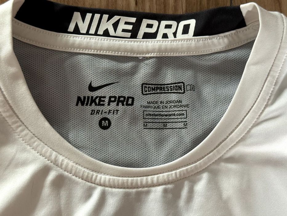 Nike Pro biała koszulka kompresyjna – męska, krótki rękaw