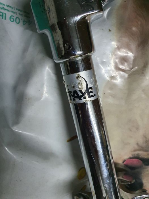 Tripé para pratos de bateria