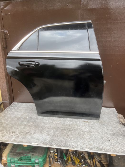 Дверь задняя правая в сборе Крайслер 300с chrysler 300c год 2015