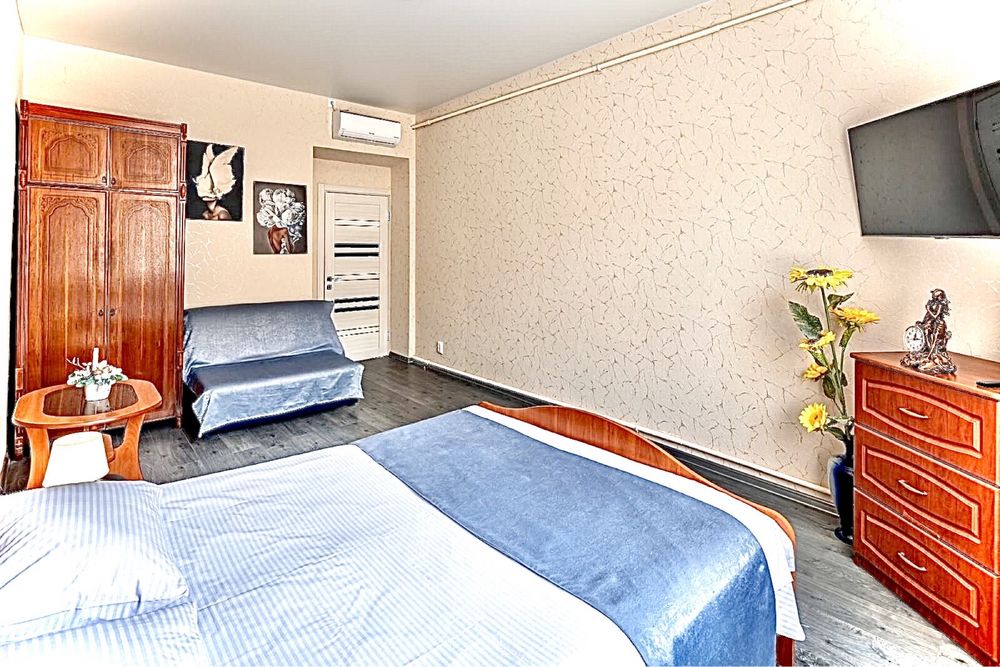 Нова квартира в центрі (ТЦ Форум, Клепарівська, Чорновола, візовий ц.)