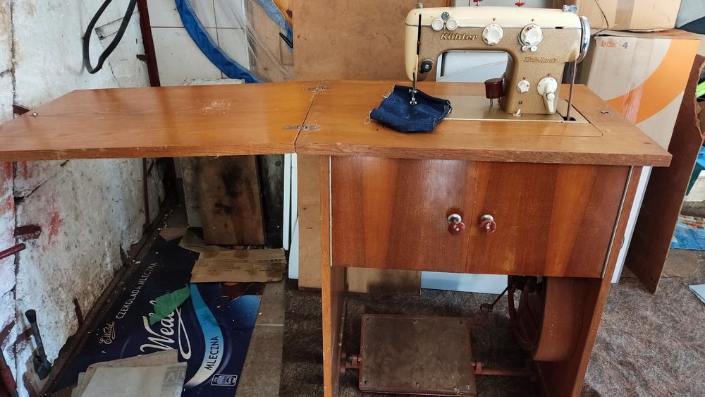 Maszyna do szycia firmy Kohler Zick-Zack