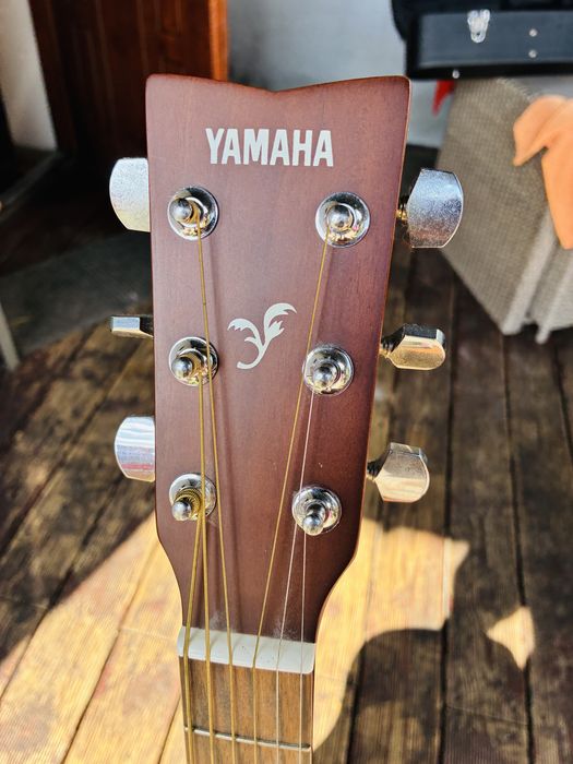 Gitara Yamaha F 310z futeralem i stojak