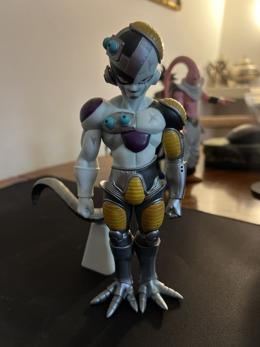 Cyborg Frizza Bandai Dragon ball