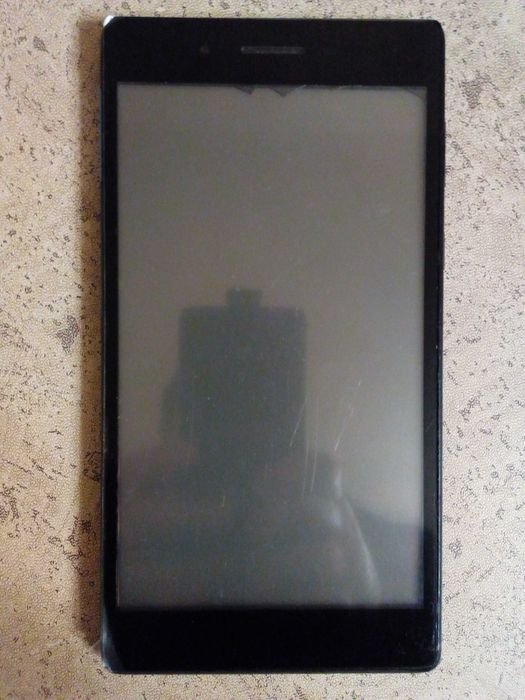 Планшет Lenovo Tab 7 Essential 2/16GB 3G (ZA310144UA) Не рабочий