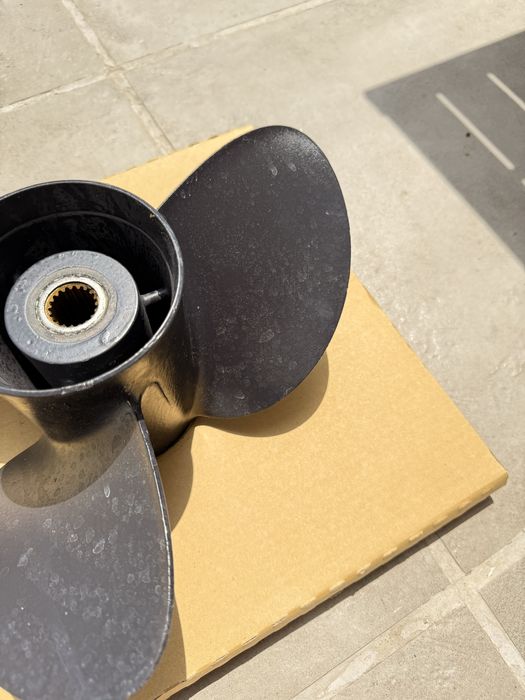 Helice Solas Passo 19 - Direito - 3 Pás