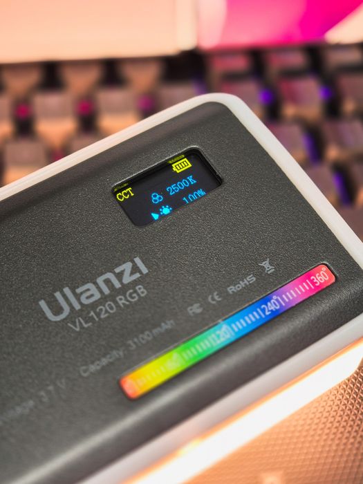 Lampa LED Ulanzi VL120 RGB