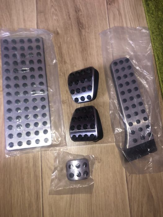 AMG Универсальные Спортивные накладки на педали для Mercedes-Benz W210