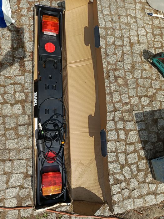 Thule Light Board 976 dodatkowe oświetlenie