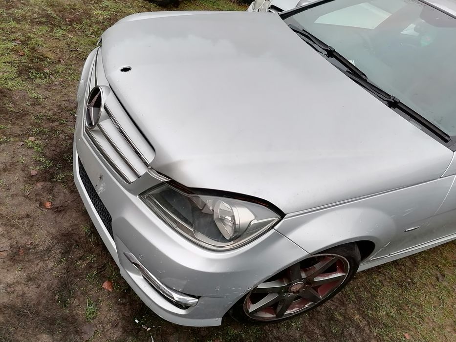 Mercedes 204 lift maska przód pokrywa silnika 775