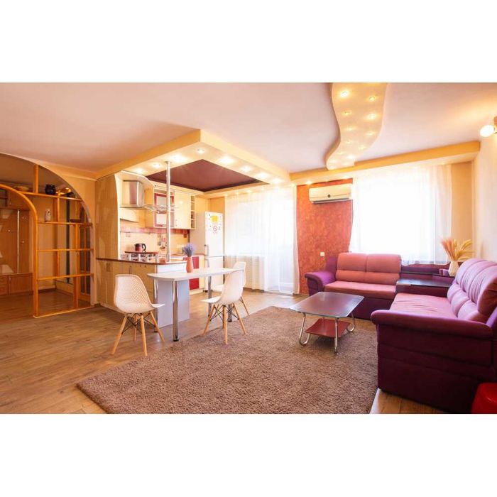 Квартира на проспекті Героев Харькова, 38/ Подобово"/мStar Lights"