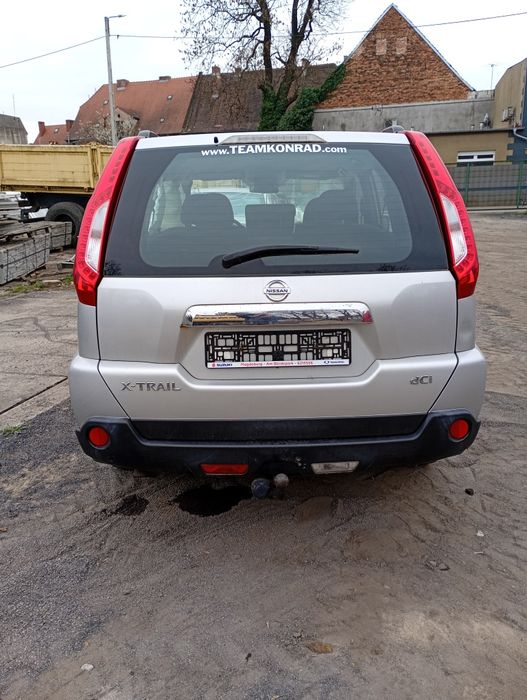 Nissan x trail t31 lampa tylna prawa lewa