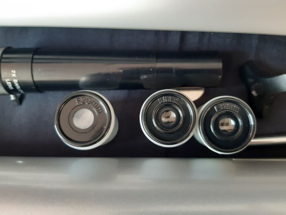 Telescópio 900 X 60