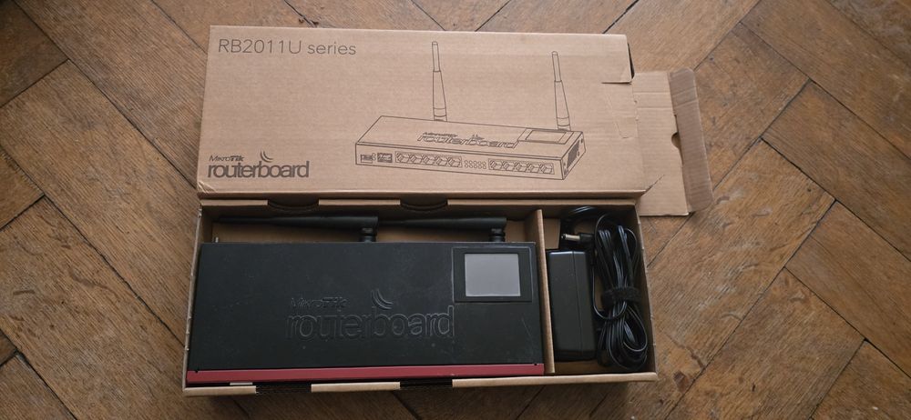 Router mikrofon rb2011u