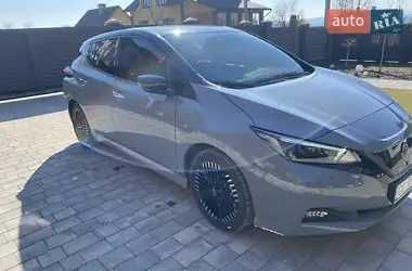 Nissan Leaf 2022 комплектація  BOSE