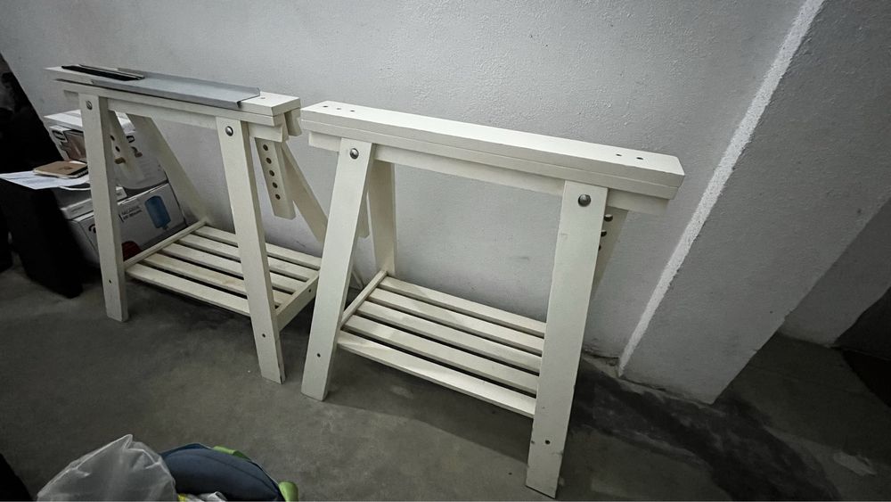 Estirador com mesa de luz Ikea