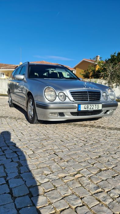 Mercedes E270 CDI Elegance [7 Seats]