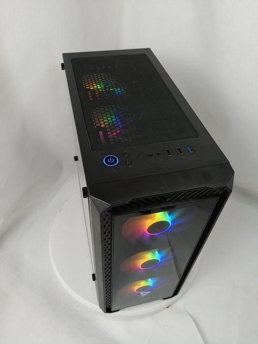 Komputer Gamingowy Ryzen 7 7800X3D,RTX 5070,32 GB,SSD,Win 11