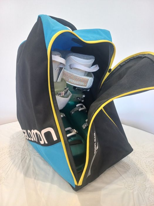 Лижі,палки,черевики з сумкою