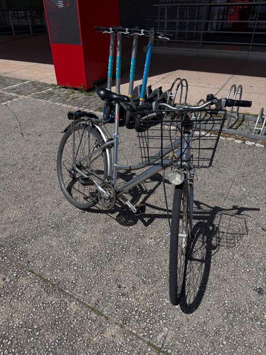 Bicicleta a venda