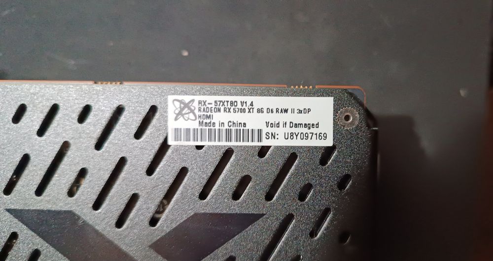 XFX Radeon RX 5700 XT 8GB RAW II