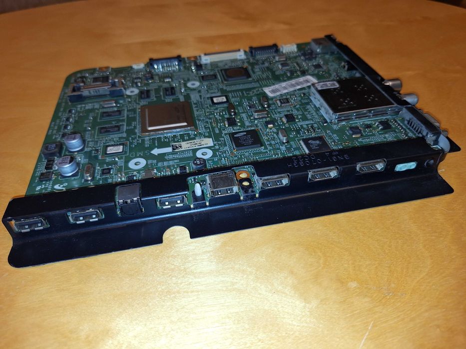 Samsung UE37D6500 - płyta główna