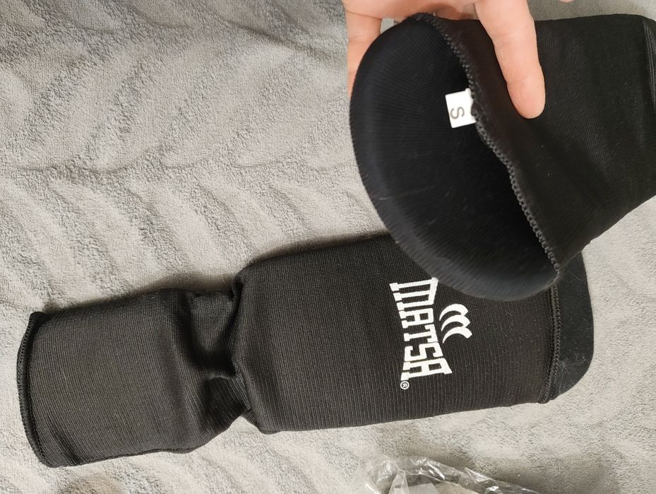 Дитячий набір для єдиноборств/боксу.  Рукавиці, шолом, захист для ніг