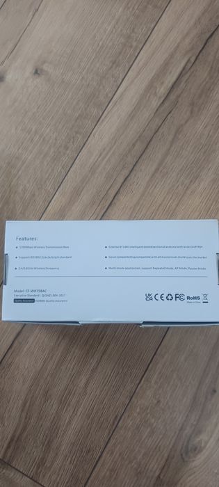 Wzmacniacz sygnału Wi-Fi 2.4 /5.8 GHz  transmisja 1200Mbps