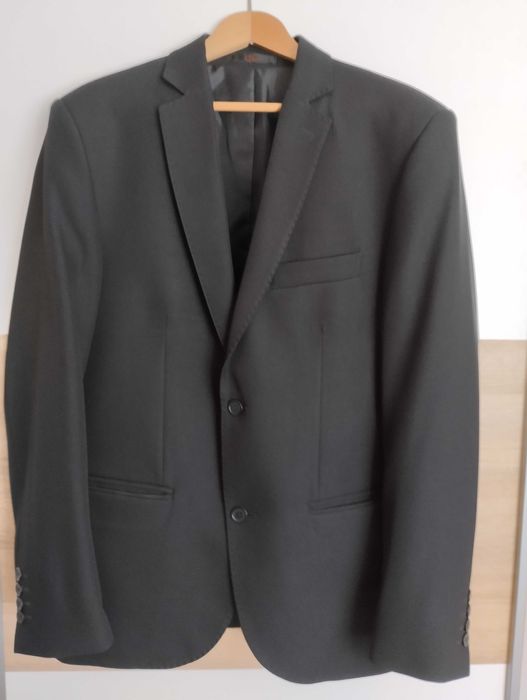 Sprzedam garnitur męski