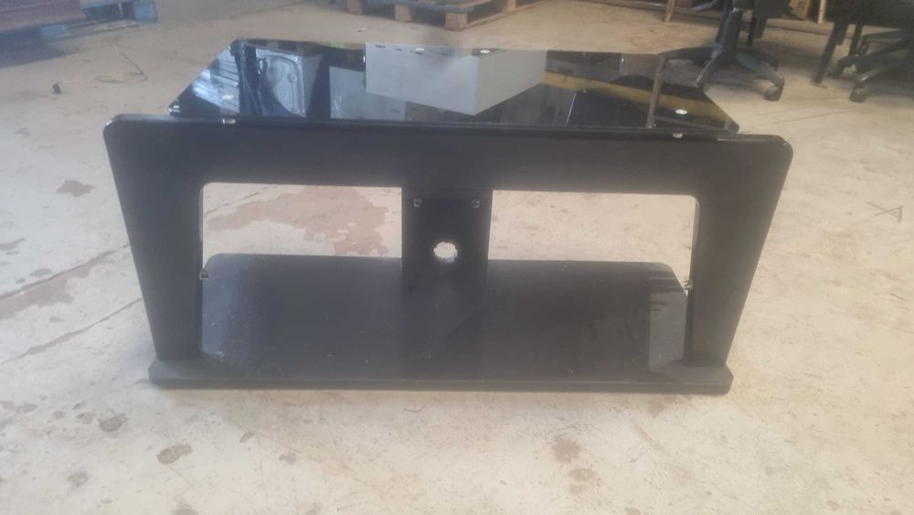Mesa para TV com vidro temperado