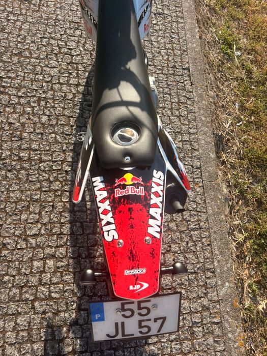 AJP  PR3   125cc