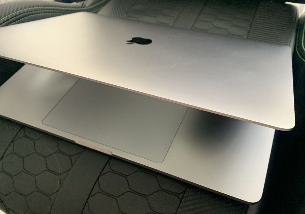 Apple Macbook pro 16 8ядер/4/64gb/512гб