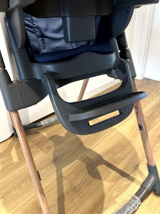 Krzesełko do karmienia Maxi-Cosi Moa 8w1